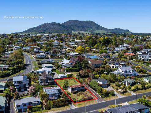 12 Rokino Road, Taupo