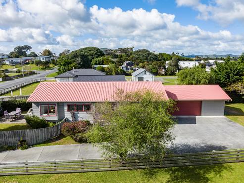 14 Moir Point Road, Mangawhai Heads
