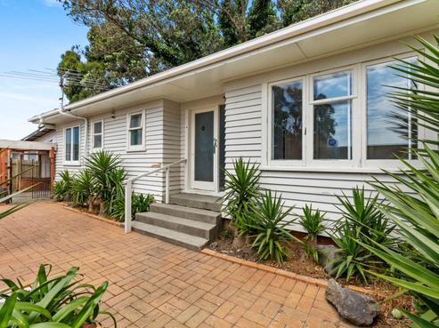 368 Hillsborough Road, Hillsborough