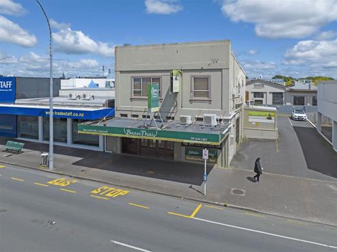 829 Victoria Street, Hamilton Central