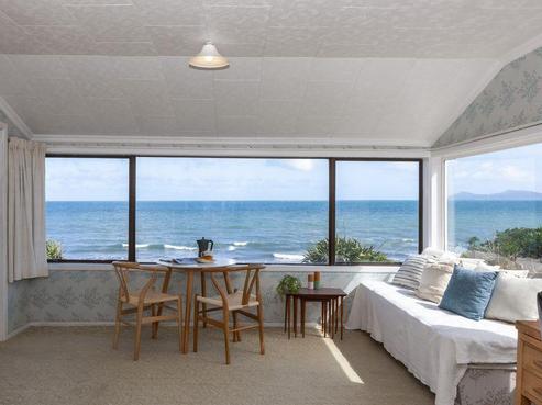 127 The Parade, Paekakariki