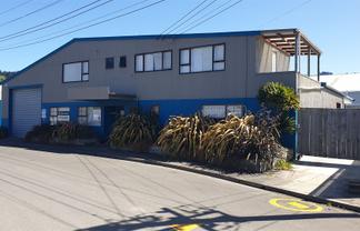 Workshop + Offices - 530m2 - Long & Short Term