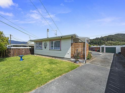 13 Karamu Crescent, Wainuiomata