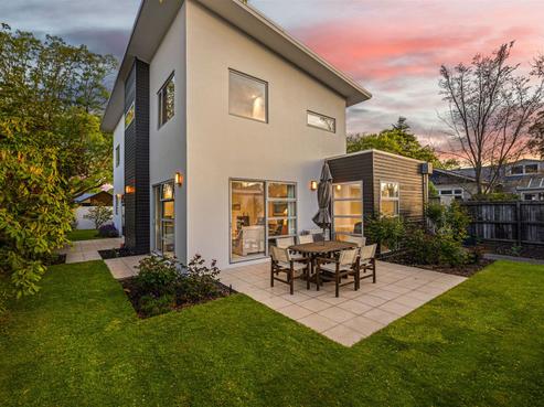 105 Saint James Avenue, Papanui