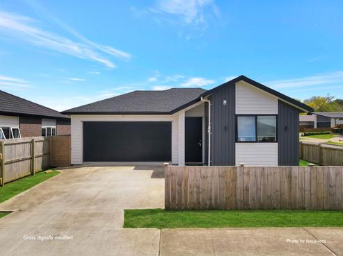 8 Tawhiti Road, Pukekohe
