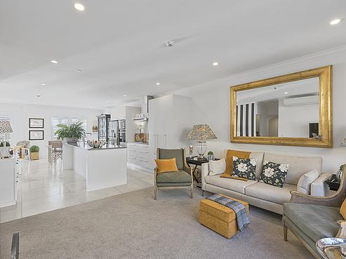 183 Barbarich Drive, Stonefields