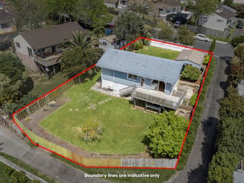 57 Lynn Road, Bayview