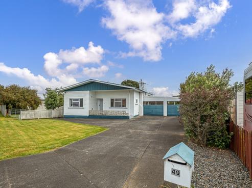 49 Holland Crescent, Bulls
