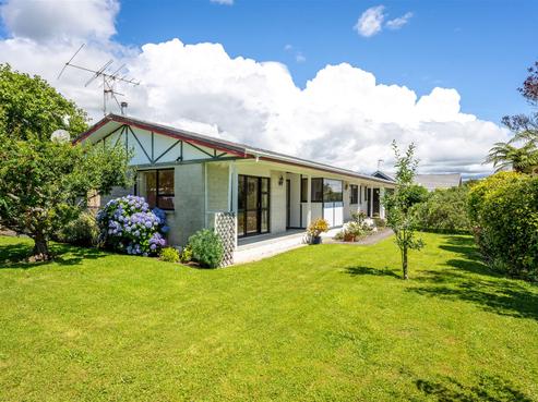 34 Oriwa Crescent, Otaki