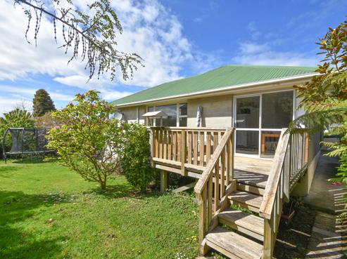 30 Galloway Street, Mornington