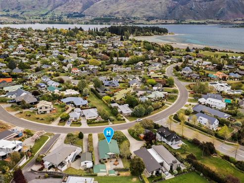104 Hunter Crescent, Wanaka