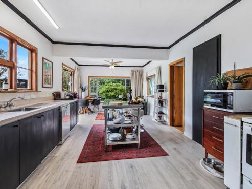 1327 Blythe Road, Domett