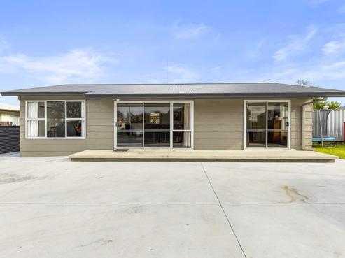 44 Karen Crescent, Dinsdale