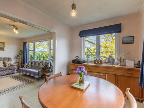 10 Dick Place, Onekawa