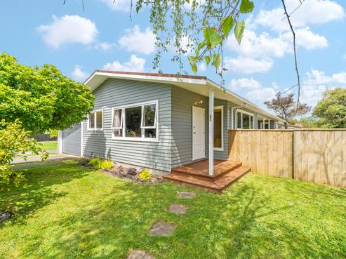 3 Maoribank Grove, Brown Owl
