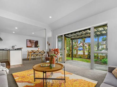 1 Regents Park Place, Massey