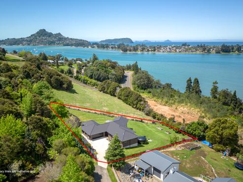 10 Aldermen Lane, Tairua