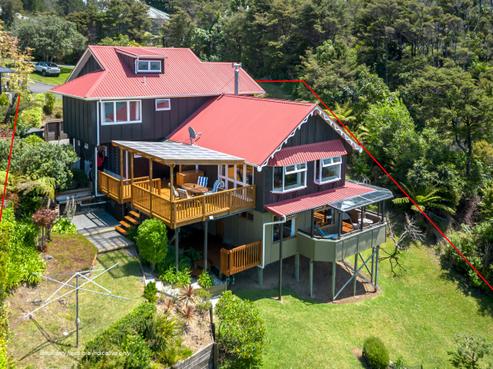 2 Hinemoa Terrace, Tairua