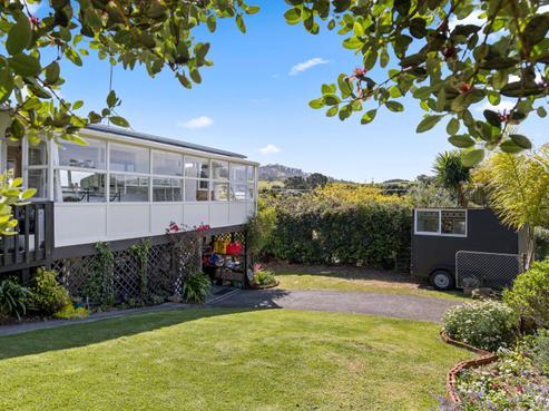 4 Seatoun Avenue, Leigh