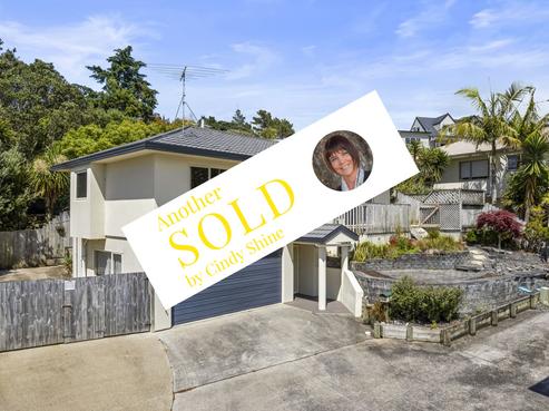 3/16 Ocean View Road, Hatfields Beach