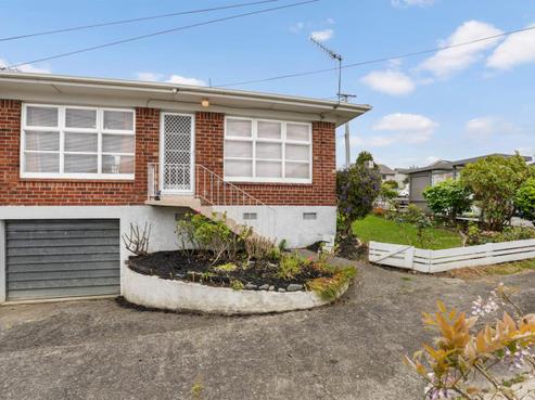 1/228 Onewa Road, Birkenhead
