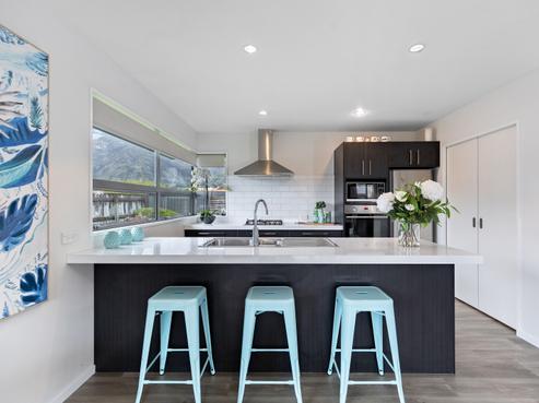 11 Cone Peak Close, Lake Hayes Estate