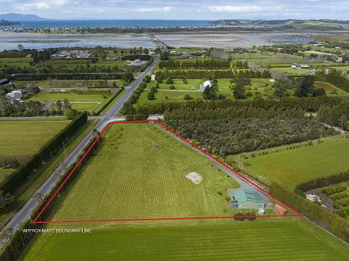 4 Jones Road, Tawharanui Peninsula