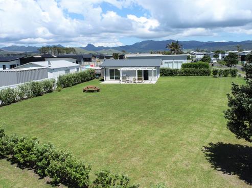150 Ngaio Drive, Matarangi