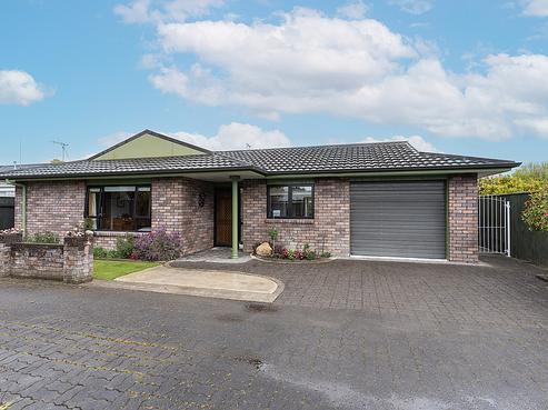 4 Nicolas Lane, West End