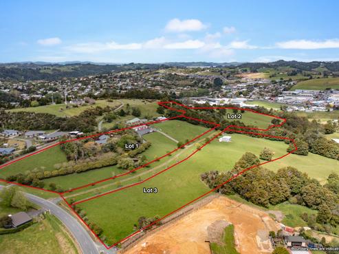 215 Falls Road, Warkworth