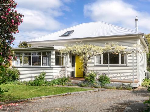 84 Fisher Avenue, Beckenham