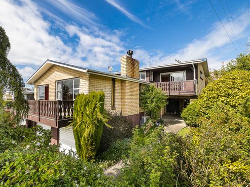 79 Centennial Avenue, Helensburgh