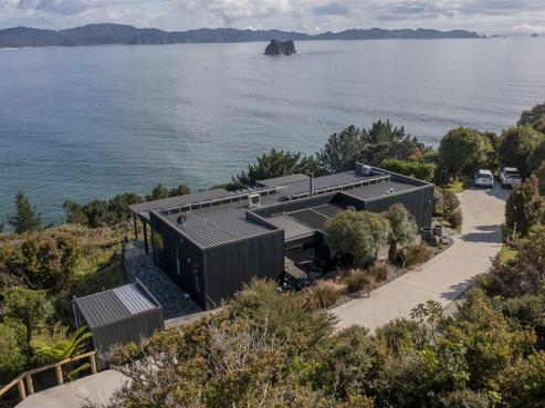 398I Lees Road, Hahei