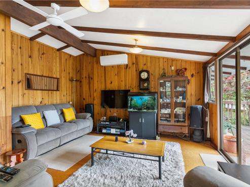 48 Redcrest Avenue, Red Hill