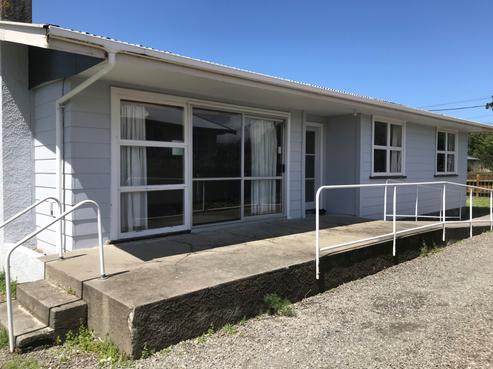 63 Woodward Street East, Featherston