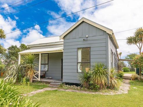 33 Main Road, Hector