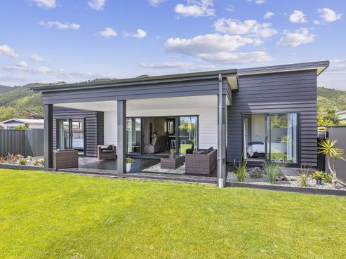 124 Main Road, Waikanae