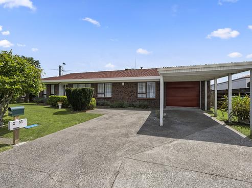 2/13 Cameron Street, Papakura