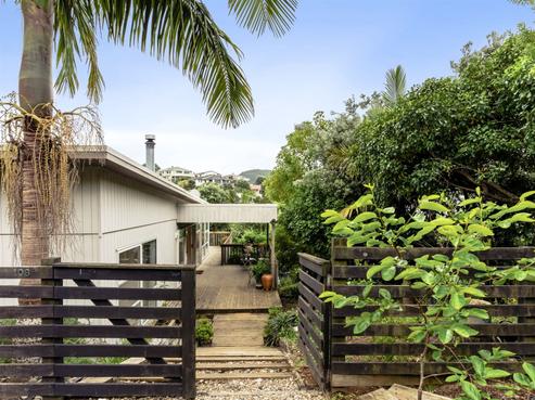 108 The Grove, Onemana