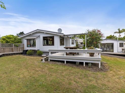 5 Courtney Close, Pauanui