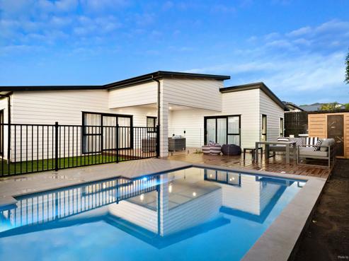 69 Lisle Farm Drive, Pukekohe