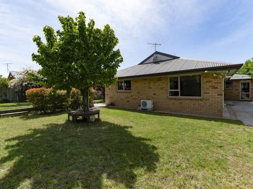 19 Barry Avenue, Cromwell