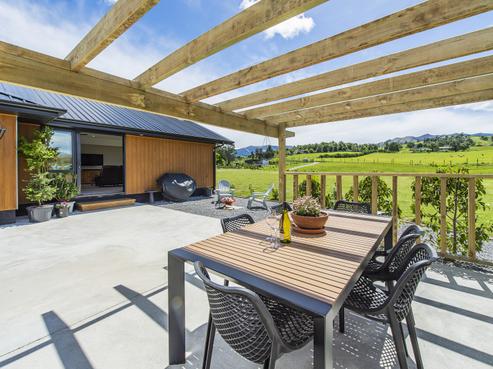 134 Bush Road, Oxford