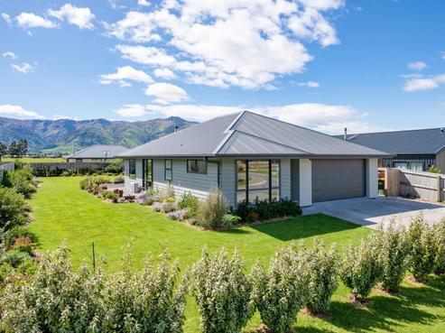 7 Pennycook Place, Lake Hawea