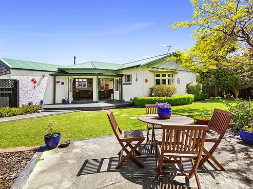 52 Birdwood Road, Waterloo
