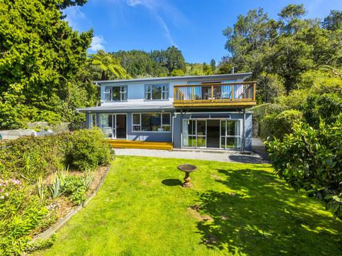 79 Wyndham Road, Pinehaven