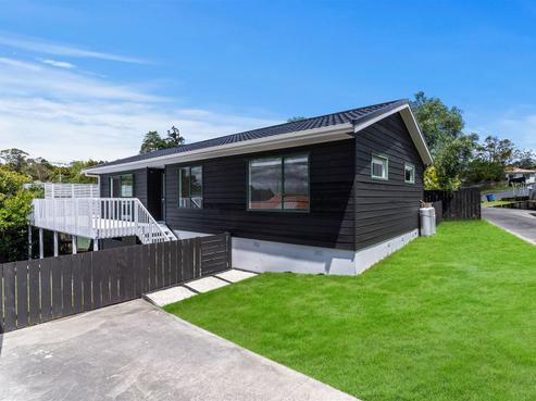 26 Loughanure Place, Massey