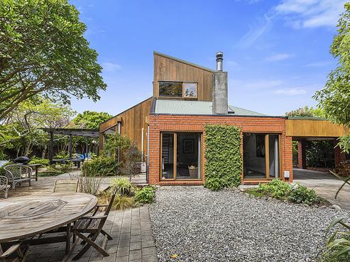 7 Hurunui Street, Waikanae