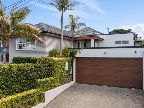 29 Saint Andrews Road, Epsom