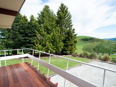 7 Clarks Flat Road, Lawrence